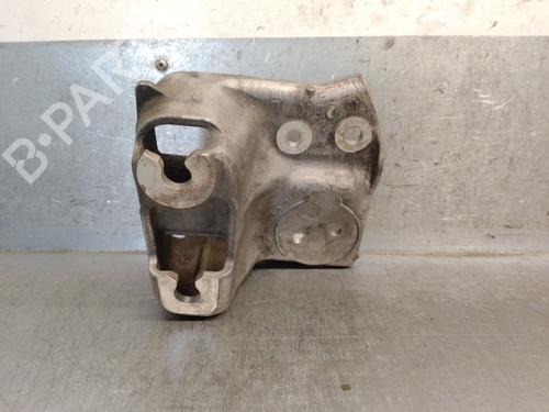 engine-mount-mercedes-benz-e-class-w212-2009-2010-2011-2012-2013-2014-2015-2016-34623927 main image