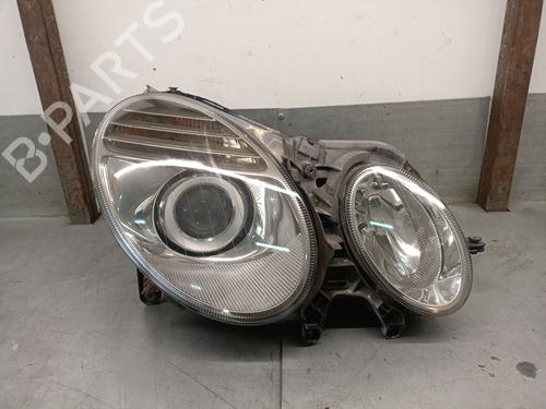Højre forlygte MERCEDES-BENZ E-CLASS (W211) E 220 CDI (211.008) (170 hp) 32669386
