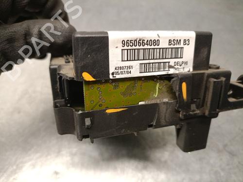 Fuse box PEUGEOT 807 (EB_) 2.0 HDi | BP39237346E1 - Image 4