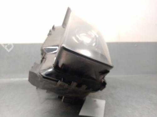 Right headlight BMW X3 (E83) xDrive 18 d | BP34234617C29  - Image 6