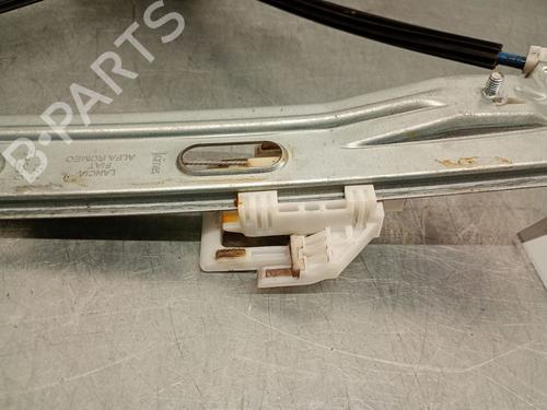 Rear left window mechanism FIAT 500L (351_, 352_) 1.3 D Multijet (199.LYM11, 199.LYM1A) | BP29333382C24 