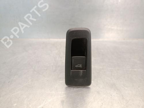 Used Switch SKODA KAROQ (NU7, ND7) 1.5 TSI (150 hp) 27807671
