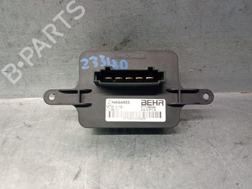 Used Heater resistor CITROËN DS5 2.0 HDi 200 Hybrid4 All-wheel Drive (200 hp) 27998354