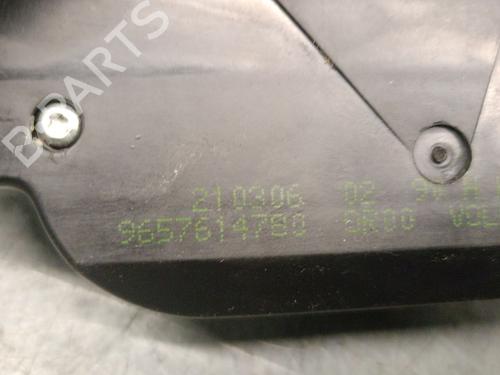 Tailgate lock PEUGEOT 1007 (KM_) 1.6 16V | BP30143104C101 