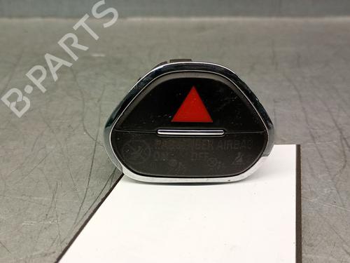 comutador-botao-4-piscas-opel-corsa-e-x15-2014-32281017 main image