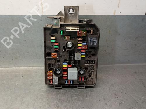 Used Fuse box OPEL CORSA E (X15) 1.3 CDTI (08, 68) (75 hp) 27579065