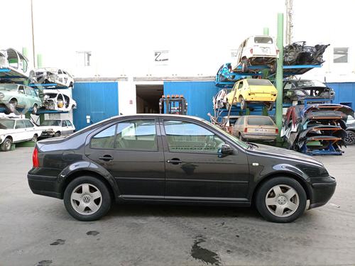 Right front window switch VW BORA I (1J2) 1.6 | BP23532861I26 