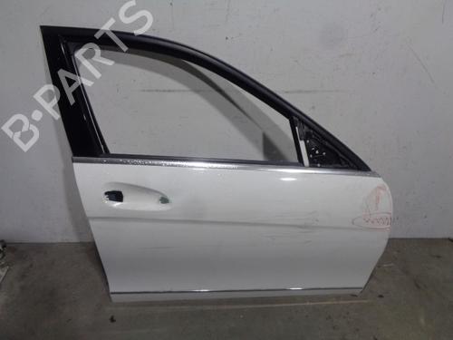 Used Right front door MERCEDES-BENZ C-CLASS (W204) [2007-2015]  13487644