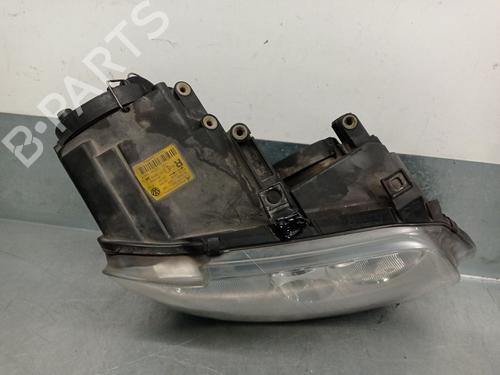 Right headlight VW TOURAN (1T1, 1T2) 2.0 TDI 16V | BP31666080C29