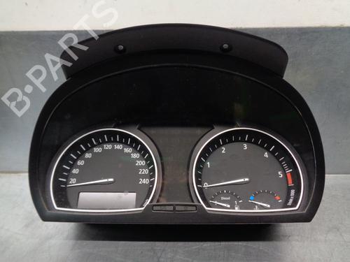 Used Instrument cluster BMW X3 (E83) 2.0 d (150 hp) 8673936