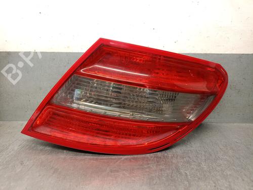 right-taillight-mercedes-benz-c-class-w204-2007-2008-2009-2010-2011-2012-2013-2014-2015-32173147 main image
