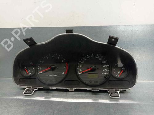 Used Instrument cluster HYUNDAI SANTA FÉ I (SM) 2.4 16V (146 hp) 10648439