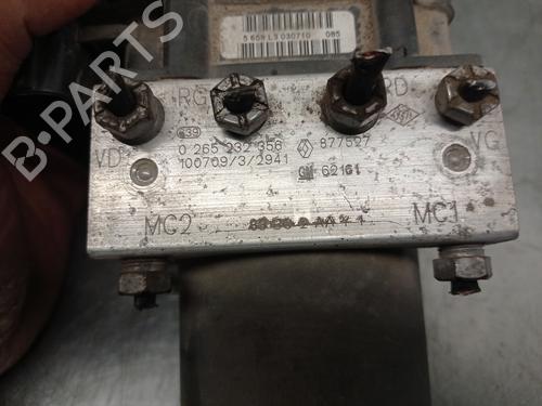 ABS pump RENAULT TRAFIC II Van (FL) 2.5 dCi 145 (FL0J) | BP28538929M43 