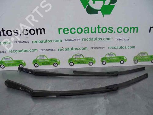 Used Front windshield wiper arm BMW X3 (E83) 3.0 i xDrive (231 hp) 3472068