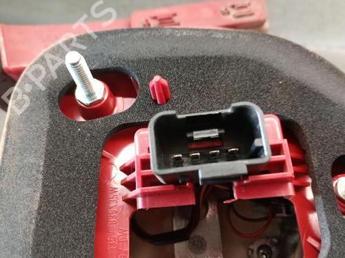 Right taillight VW PASSAT B6 (3C2) 2.0 TDI | BP27442053C35 