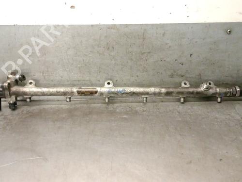 Used Injection rail MERCEDES-BENZ E-CLASS (W210) [1995-2003]  31017911