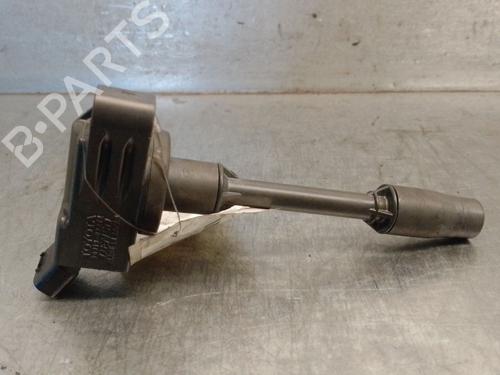 Used Ignition coil Ignition coil TOYOTA COROLLA Saloon (_E21_) 1.8 VVTi Hybrid (ZWE211, MZEA12) (98 hp) 36647058 36647058