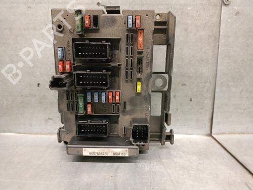Used Fuse box Fuse box PEUGEOT 307 SW (3H) 1.6 HDI 110 (109 hp) 39747326 39747326