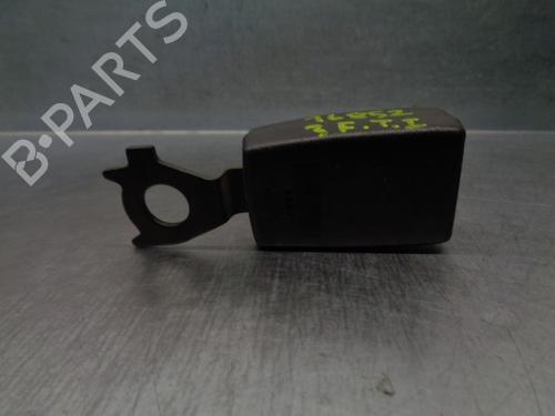 Used Seat buckle TOYOTA AVENSIS VERSO (_M2_) 2.0 D (CLM20_, CLM20R) (116 hp) 21021297