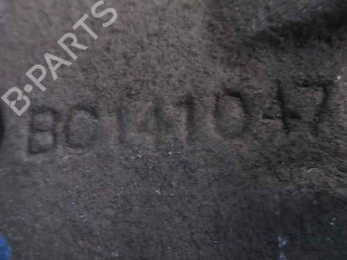 Right front brake caliper HYUNDAI H-1 / STAREX Bus (A1) 2.5 TCi | BP11615096M104 