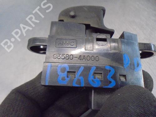 Right front window switch HYUNDAI H-1 / STAREX Bus (A1) 2.5 CRDi | BP15177603I26 