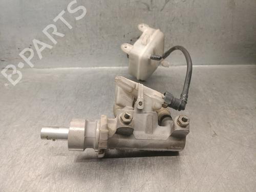 Brake master cylinder FORD FOCUS I (DAW, DBW) 2.0 16V | BP23652944M77 