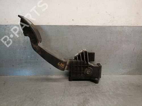 Used Pedal Pedal FIAT 500L (351_, 352_) 1.6 D Multijet (199LYD1B) (105 hp) 40006209 40006209