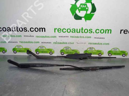 Used Front windshield wiper arm HYUNDAI SANTA FÉ I (SM) 2.0 CRDi (113 hp) 5287639