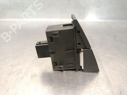 Warning switch SKODA OCTAVIA III Combi (5E5, 5E6) 2.0 TDI | BP37376678I22 - Image 3