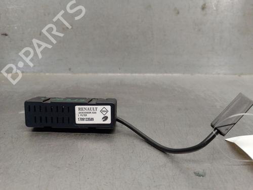 Used Antenna/Base RENAULT KOLEOS II (HC_) 2.0 dCi 175 4WD (177 hp) 32211742