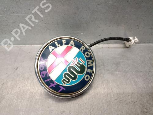 Used Tailgate handle Tailgate handle 39381832 39381832