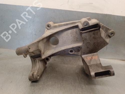 Used Support FORD FOCUS I (DAW, DBW) 1.8 TDCi (100 hp) 15213797