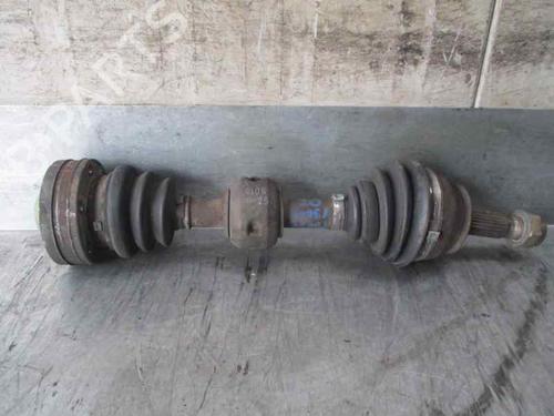 Used Left front driveshaft Left front driveshaft ALFA ROMEO 146 (930_) 1.6 i.e. 16V T.S. (930.B2B, 930.B2C) (120 hp) 7513901 7513901