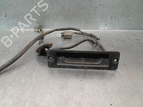 Używane Klamka klapy tylnej / bagażnika Klamka klapy tylnej / bagażnika VOLVO S60 I (384) 2.5 T (210 hp) 37410160 37410160