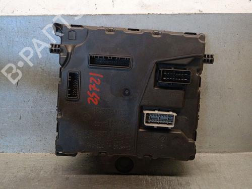 Used Comfort control module Comfort control module 37525976 37525976