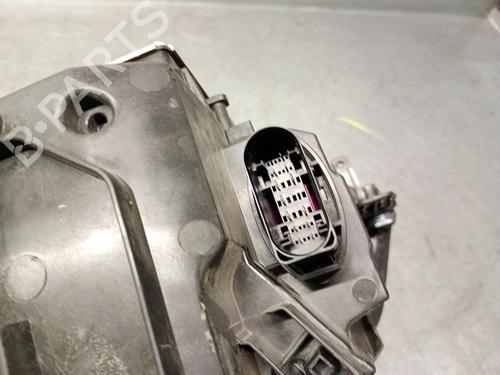 Right headlight VW TOURAN (5T1) 1.4 TSI | BP30748317C29