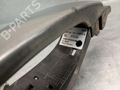Front left exterior door handle LAND ROVER RANGE ROVER SPORT I (L320) 3.0 D 4x4 | BP29353243C128 