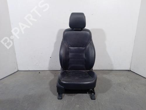 Stol høyre foran KIA SORENTO III (UM) 2.2 CRDi (200 hp) 31886304