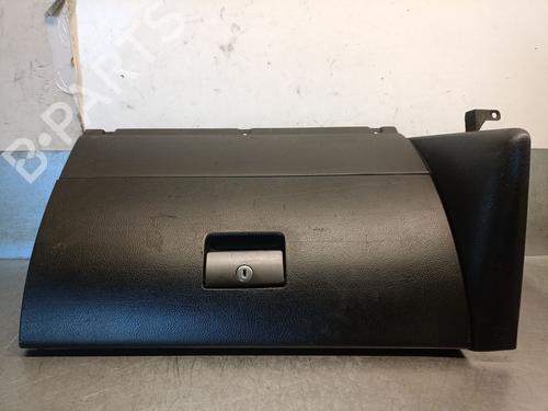 Used Glove box Glove box VW BORA I (1J2) 1.9 TDI (101 hp) 33984014 33984014
