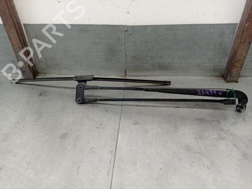 Used Front windshield wiper arm PEUGEOT 108 1.0 VTi 72 (72 hp) 28481241
