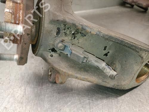 Right front steering knuckle FORD FOCUS II (DA_, HCP, DP) 1.6 TDCi | BP29592557M26 