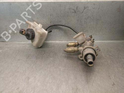Brake master cylinder FORD FOCUS I (DAW, DBW) 2.0 16V | BP23652944M77 
