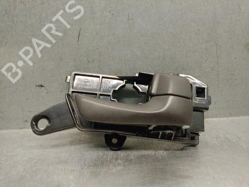 Højre fortil invendig håndtag HYUNDAI SONATA V (NF) 2.0 CRDi (150 hp) 30801646