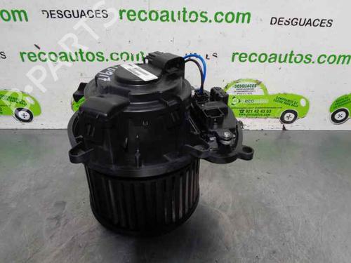 Used Heater blower motor RENAULT MEGANE IV Hatchback (B9A/M/N_) [2015-2025]  5630148