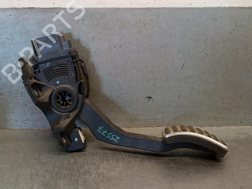 Pedal Pedal VOLVO XC60 I SUV (156) D3 / D4 (163 hp) 36477407 36477407