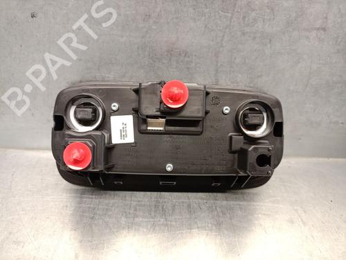 Interior roof light TOYOTA YARIS (_P21_, _PA1_, _PH1_) 1.5 Hybrid (MXPH10, MXPH11) | BP24916845I8 