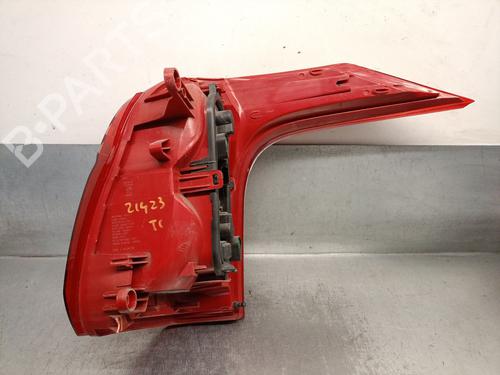 Left taillight PEUGEOT 5008 (0U_, 0E_) 1.6 BlueHDi 120 | BP21772833C34 