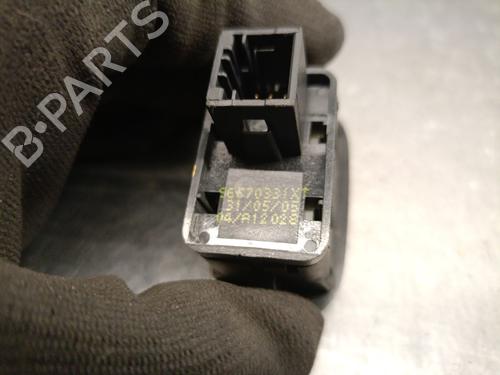 Switch PEUGEOT 1007 (KM_) 1.4 | BP22738965I30