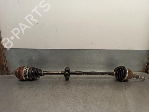 Used Right front driveshaft OPEL ZAFIRA A MPV (T98) 2.0 DI 16V (F75) (82 hp) 13617270