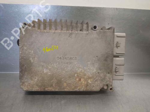 Used Engine control unit (ECU) CHRYSLER VOYAGER / GRAND VOYAGER III (GS_, NS_) 2.4 i (151 hp) 10335237